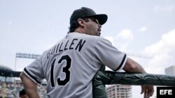 Foto de archivo de Ozzie Guillén, en el Oriole Park en Camden Yards en Baltimore, Maryland, EEUU. 