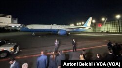 Avión de la vicepresidente de Estados Unidos a su llegada a la Ciudad de México