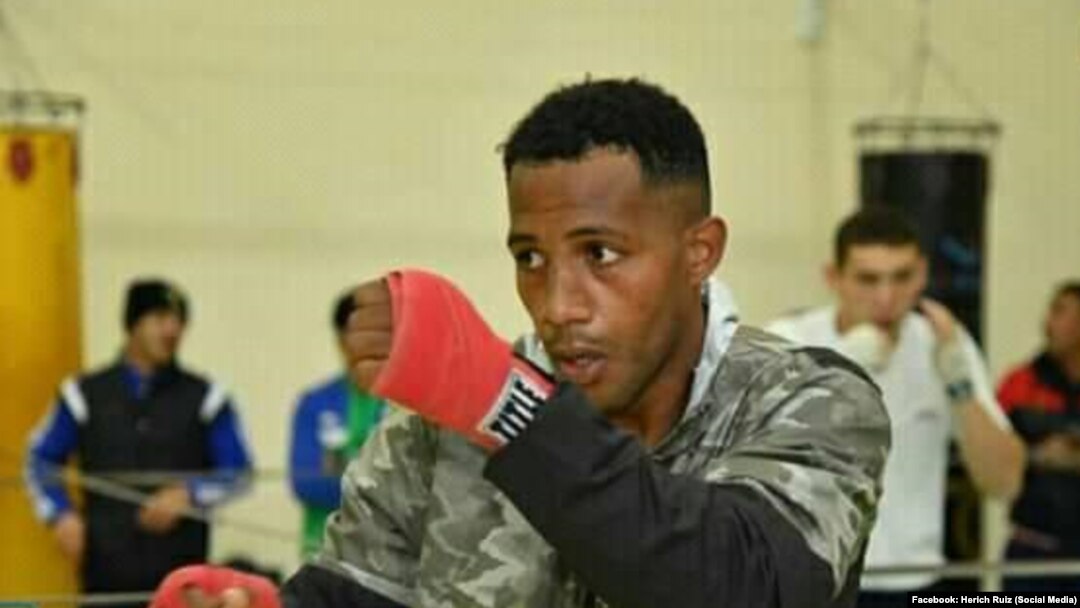 El boxeador cubano Herich Ruiz.