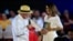 Luiz Inacio Lula da Silva junto a la primera dama, Rosangela "Janja" Lula da Silva, durante la Convención del Partido de los Trabajadores, en Sao Paulo.