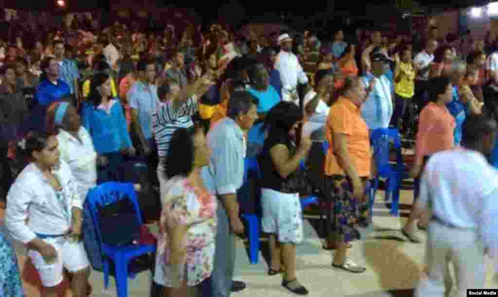 Pastor Alain Toledano en El Salao, Santiago de Cuba.. 