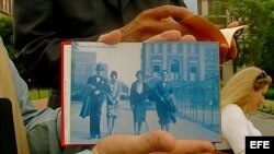 Foto de García Lorca paseando por New York.