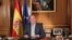 Juan Carlos cuando leía su mensaje a los españoles 