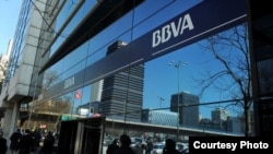 El banco español BBVA no logró que se desestimara la jurisdicción de un tribunal floridano sobre sus fondos cubanos.