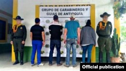Cuatro de los 21 cubanos detenidos en Antioquia el jueves 30 de julio de 2015.