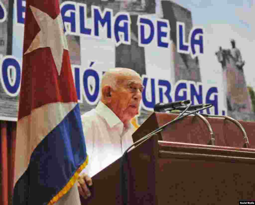 José Ramón Machado Ventura, con 92 años y ya retirado de sus cargos en el estado y el gobierno, es candidato a la Asamblea Nacional.