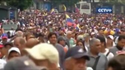 Reanudación de diálogo Guaidó-Maduro causa reveuelo entre los venezolanos