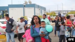 Cientos de Venezolanos llega a Tumbes, Perú