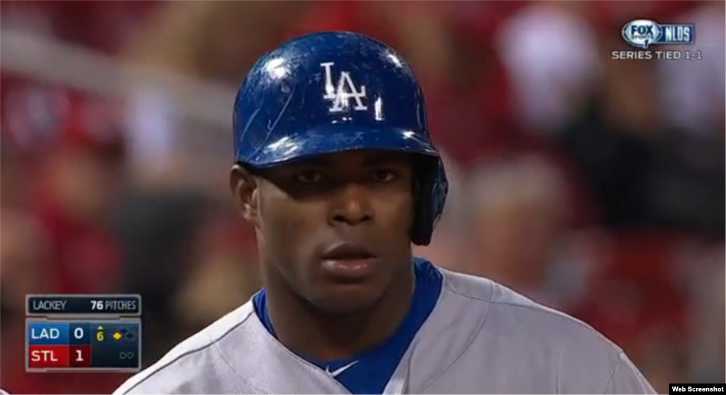 El cubano Yasiel Puig, jardinero derecho de los Dodgers, terminó la temporada 2014 de las Grandes Ligas con un promedio de .296 (558 veces al bate), con 69 carreras impulsadas, 37 dobles, 9 triples y 16 cuadrangulares. Su promedio de slugging fue de .480. 