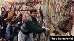 Derrumbe del Muro de Berlín 9 de noviembre de 1989