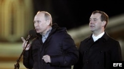 Vladimir Putin y Dimitri Medvedev. 
