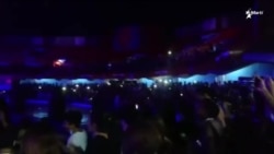 Cubanos corean ¡libertad! en concierto de Carlos Varela en La Habana