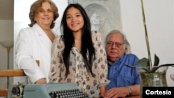 Raúl Rivero reside con su familia en Madrid desde que fue excarcelado en 2005 (Foto cortesía: Bernardo Díaz, El Mundo).