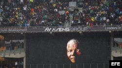 Homenaje a Nelson Mandela en Johannesburgo. 