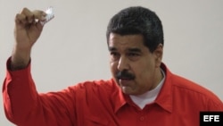 Maduro vota en elección de Asamblea Constituyente en Venezuela.
