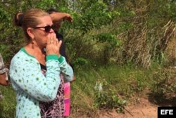 Familiares de reos esperan información sobre la masacre en una cárcel del estado brasileño de Roraima.