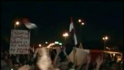 Enfrentamientos en el Cairo entre seguidores de Mursi y fuerzas antimotines.