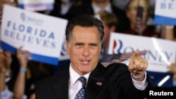 Candidato republicano a la presidencia de Estados Unidos, Mitt Romney 
