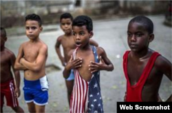 Niños cubanos quieren "ser alguien en la vida y viajar por el mundo". Foto: AP.