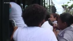 Info Martí | Domingo represivo: Más de una docena de Damas de Blanco detenidas
