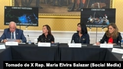 Panel en el Capitolio de los Estados Unidos alerta sobre los peligros del socialismo y comunismo.
