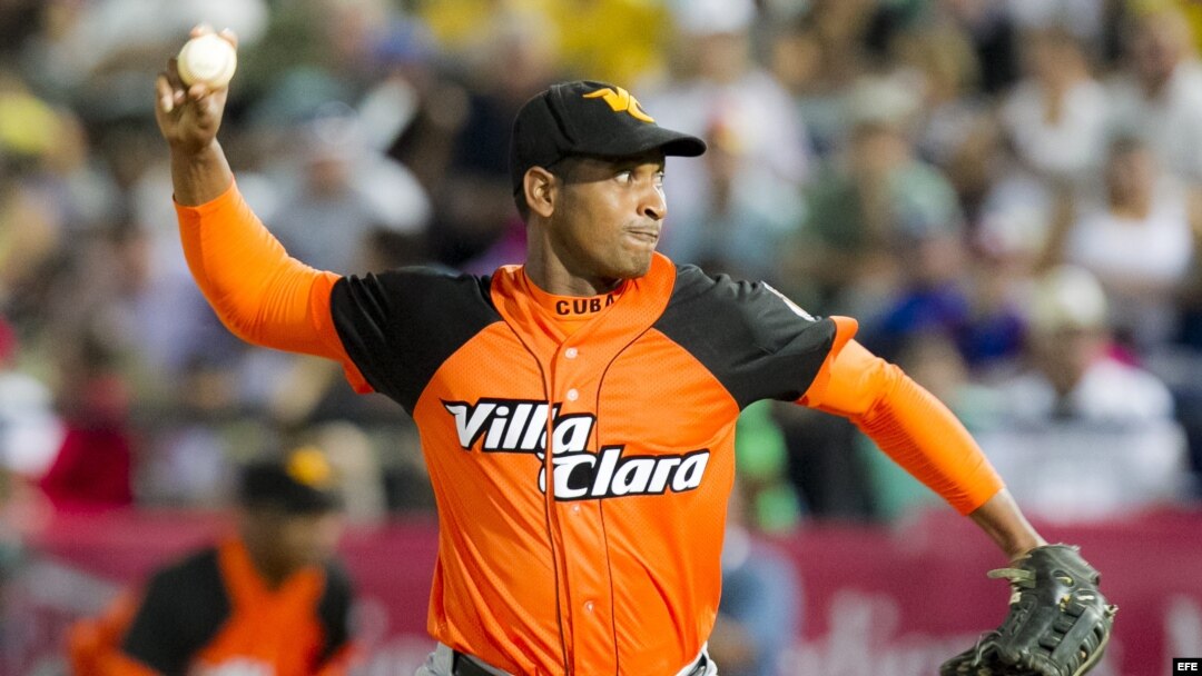 El lanzador de Villa Clara, Yosvany Pérez.
