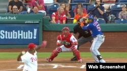 Yoenis Céspedes impulsó dos carreras con su séptimo cuadrangular.