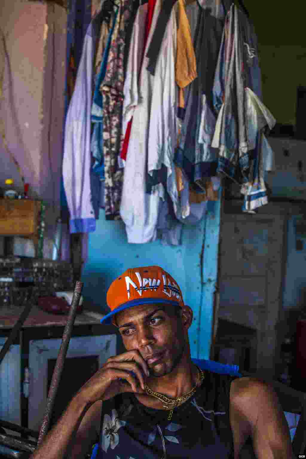 Más de 26.000 cubanos de los 1,7 millones evacuados durante el paso del huracán Irma por la isla el pasado fin de semana aún no han podido regresar a sus hogares y permanecen en albergues o en casas de allegados. Fotos: Angélica Producciones 