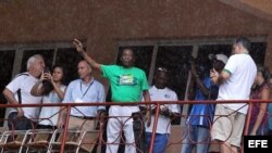 El exfutbolista brasileño Pelé llega el martes 2 de junio de 2015, para el partido amistoso entre el Cosmos de Nueva York y la selección nacional cubana en el estadio Pedro Marrero de La Habana (Cuba).<br />
&nbsp;