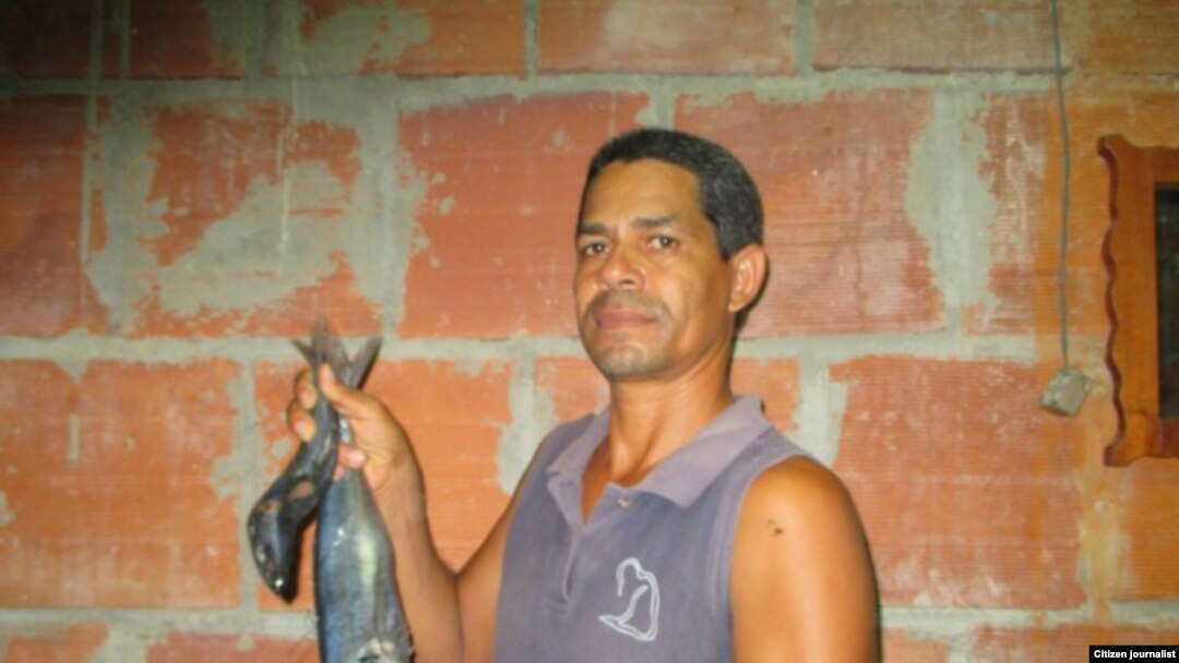 Reporta Cuba Llego el pescado por libreta Foto Julia Rosa Piña 