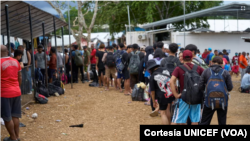 ARCHIVO - Familias migrantes llegando al Centro de Recepción Migratoria de Lajas Blancas, ubicado en Darién, Panamá el 19 de septiembre de 2024. Foto; P. Urdaneta/UNICEF.