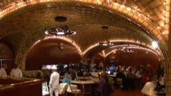 A 100 años de fundado el Oyster Bar recupera su fama en Nueva York.