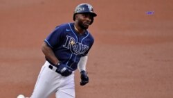 El pelotero cubano Randy Arozarena pego su segundo bambinazo de la serie divisional