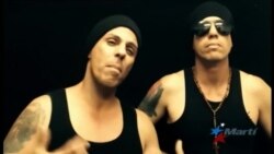 VIDEO Dúo habanero lanza sencillo "Loco Eres Tú" en respuesta a represión castrista