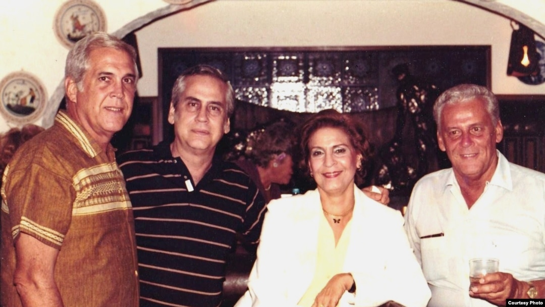 Yuni, Ariel, Mercy y Virgilio Remos.