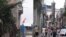 Derrumbe en La Habana Vieja deja atrapado a un anciano en un piso superior del inmueble. (Captura de video/Twitter Mario J. Pentón)