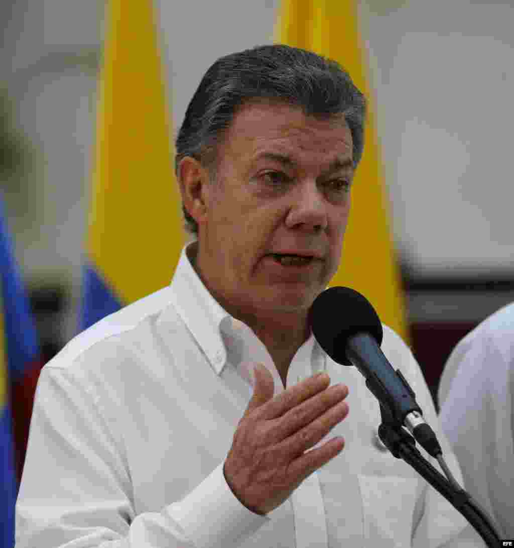 El presidente de Colombia Juan Manuel Santos ofrece declaraciones tras firmar un acuerdo con el máximo líder de las FARC.