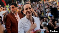 La Premio Nobel de la Paz María Corina Machado regresa a Oslo, mientras prepara su vuelta a Venezuela.