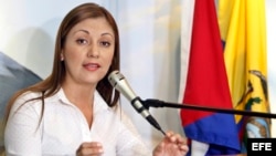 La cónsul de Ecuador en Cuba, Soraya Encalada, durante una rueda de prensa en la embajada de Ecuador en Cuba. EFE
