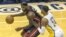 LeBron James (Izq) vs. Paul George (Dcha).