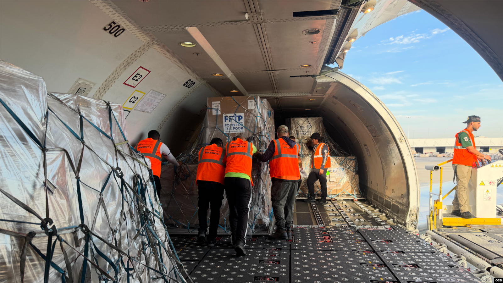 EEUU y Amazon completan puente aéreo con más de 250 toneladas de ayuda para Venezuela (VIDEO)