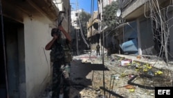 Soldados sirios durante un patrullaje en un área de Damasco (Siria) en noviembre de 2012, 