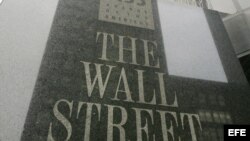 Vista de la fachada de las oficinas de "The Wall Street Journal", en Nueva York (EEUU). 
