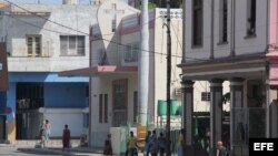  Vista de la iglesia pentecostal en La Habana (Cuba) hoy, lunes 12 de septiembre de 2011, donde un pastor evangélico realiza un encierro voluntario junto a más de 60 personas desde hace tres semanas. EFE/ Rolando Pujol