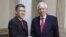 El ministro de Asuntos Exteriores de España, José Manuel García-Margallo (d), recibe a su homólogo de Venezuela, Elías Jaua, hoy en la sede del Ministerio, en Madrid