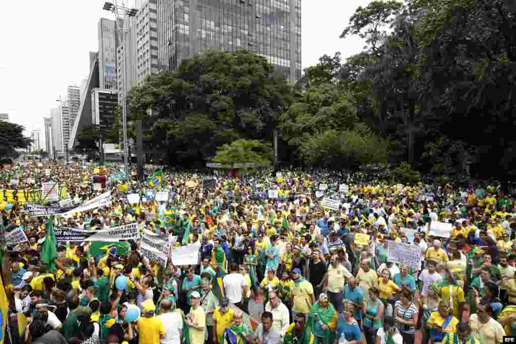 Protesta contra la presidenta Dilma Rousseff.