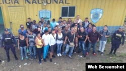 Detienen 40 cubanos en Honduras.