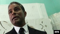 Biscet denuncia vigilancia sobre activistas de Boyeros