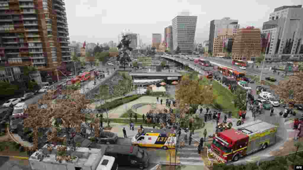 El Gobierno chileno anunció que se querellará contra los autores del hecho, que dejó 8 heridos, dos de ellos graves