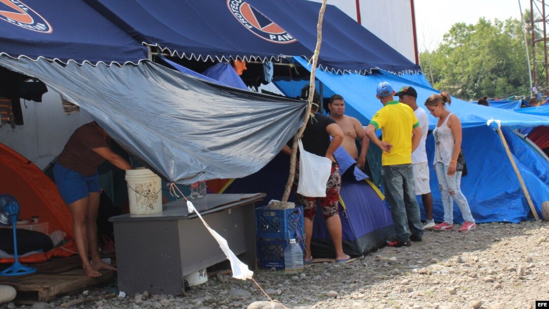 Hasta ahora, el encuentro regional no vislumbra una solución para los más de 2.000 cubanos varados en Panamá.